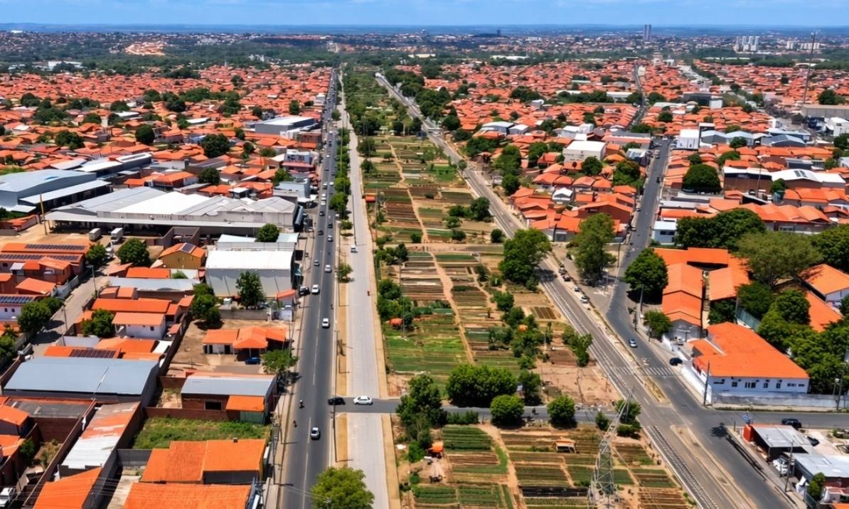 Prefeitura entrega sistema binário na zona Sudeste e reforça avanço