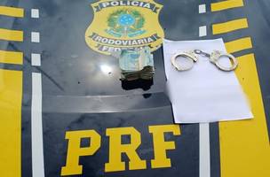 PRF prendeo foragido por latrocínio mais de R$ 13 mil em Teresina (Foto: Divulgação)
