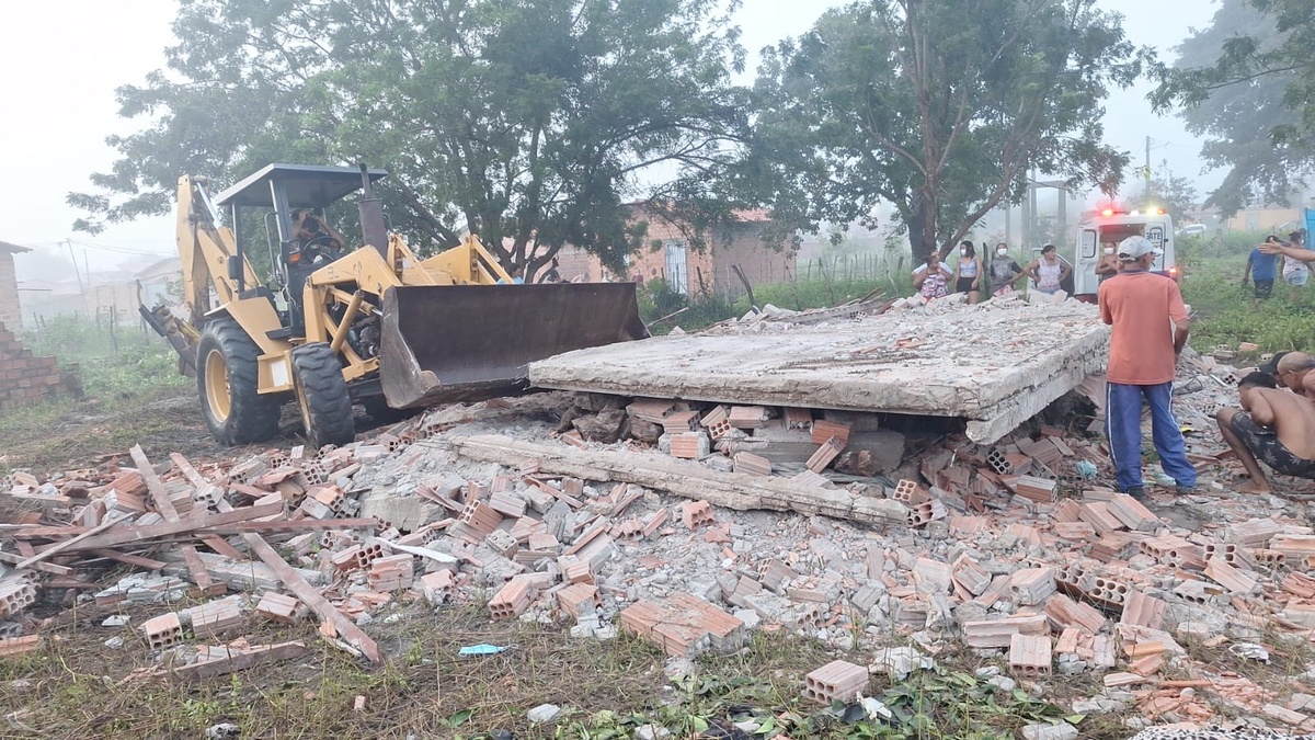 Tragédia! Casa desaba e mata grávida e filhos no interior do Piauí