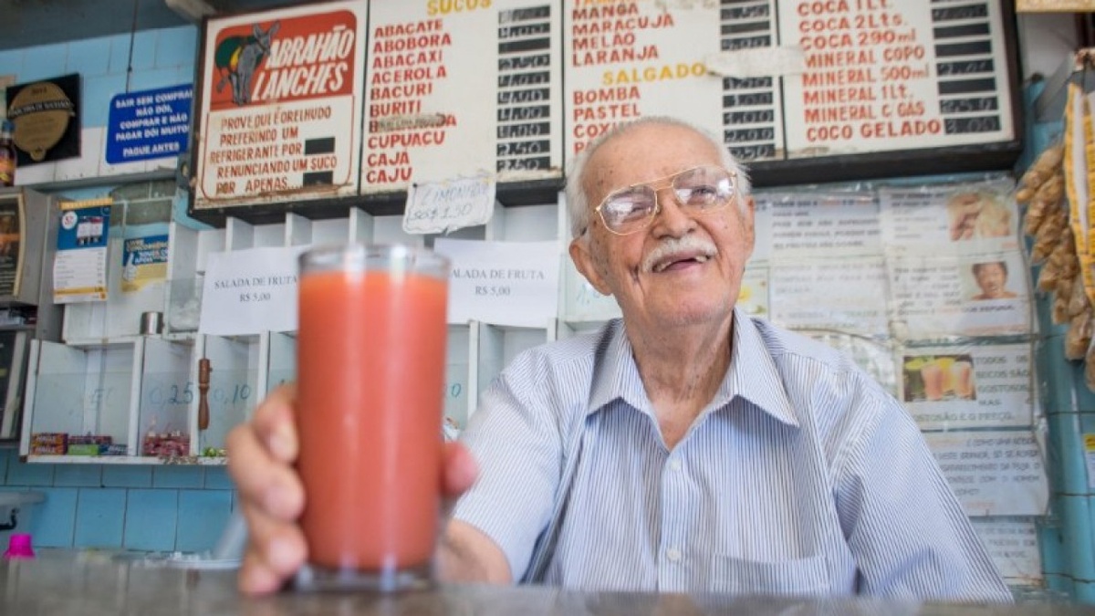 Homenagem: Suco do Abrahão recebe Selo de Excelência Gastronômica