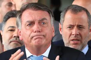 Bolsonaro diz ao STF que não está proibido de manter arma em casa (Foto: Lula Marques/Agência Brasil)