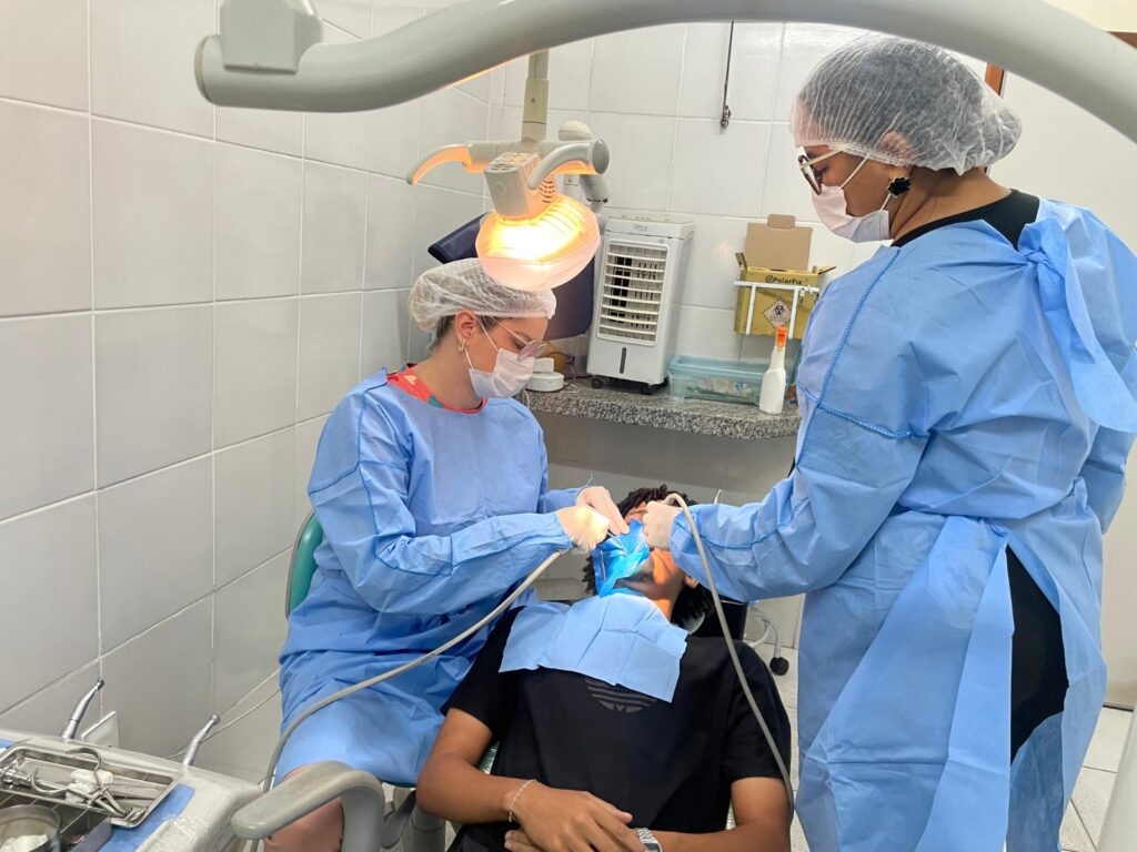 FMS reabre 45 consultórios odontológicos que estavam interditados em Teresina