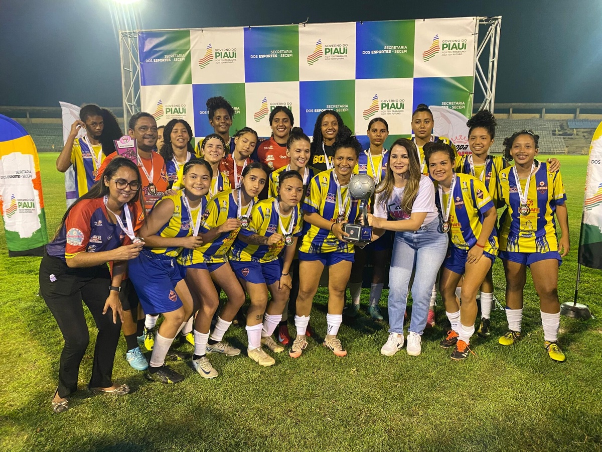 Governador sanciona lei que amplia a participação de mulheres no esporte