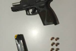 Homem é preso com arma de fogo de uso restrito no interior do Maranhão (Foto: Divulgação)