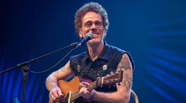 Nando Reis será atração do show de encerramento do Salipi 2026 no domingo (14)