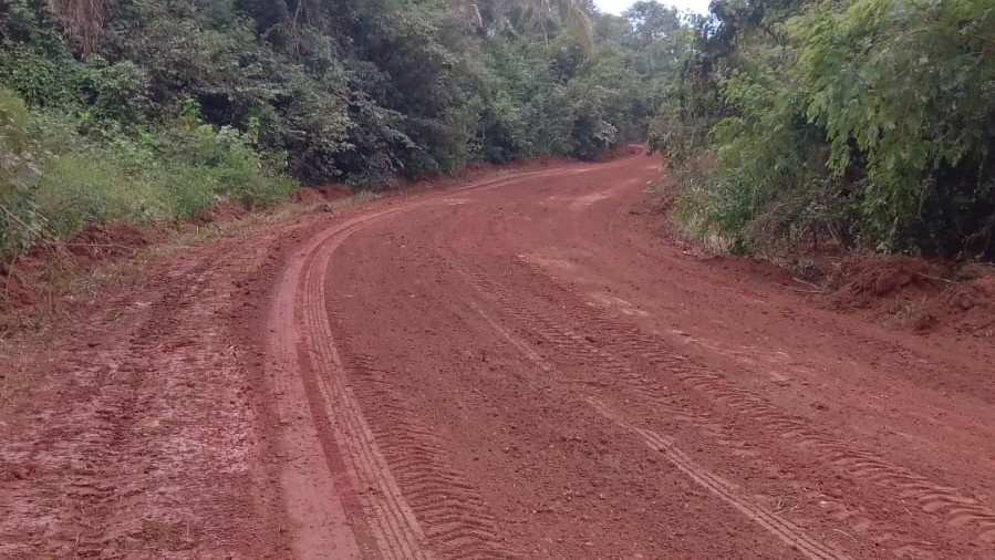 Prefeitura intensifica recuperação de estradas na zona rural de Teresina