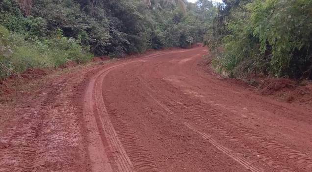 Prefeitura intensifica recuperação de estradas na zona rural de Teresina