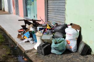 Mutirão contra a dengue: moradores do Pirajá devem colocar entulhos nas calçadas (Foto: Divulgação)