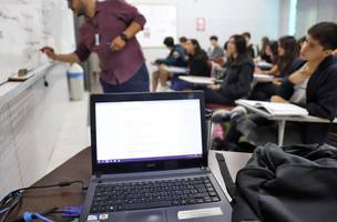 Prouni: prazo para comprovar informações de inscrição termina na sexta (Foto: José Cruz/Agência Brasil)