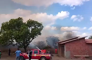 Bombeiros combatem incêndio de grandes proporções no interior do Piauí (Foto: Divulgação)