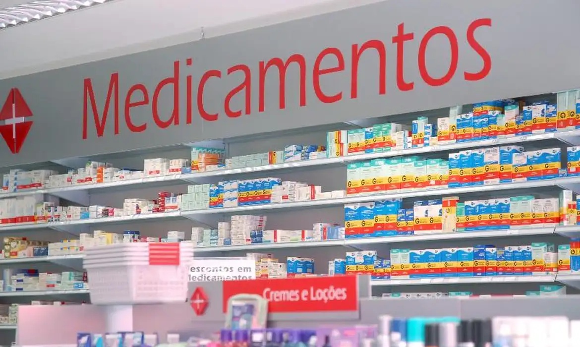 Farmácia Popular pode oferecer exames e testes rápidos
