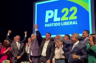 Flávio anuncia Alfredo Gaspar como vice em chapa pura à Presidência
