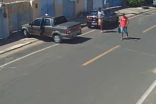 Polícia recupera carro roubado e prende suspeitos na zona Sul de Teresina (Foto: Divulgação)