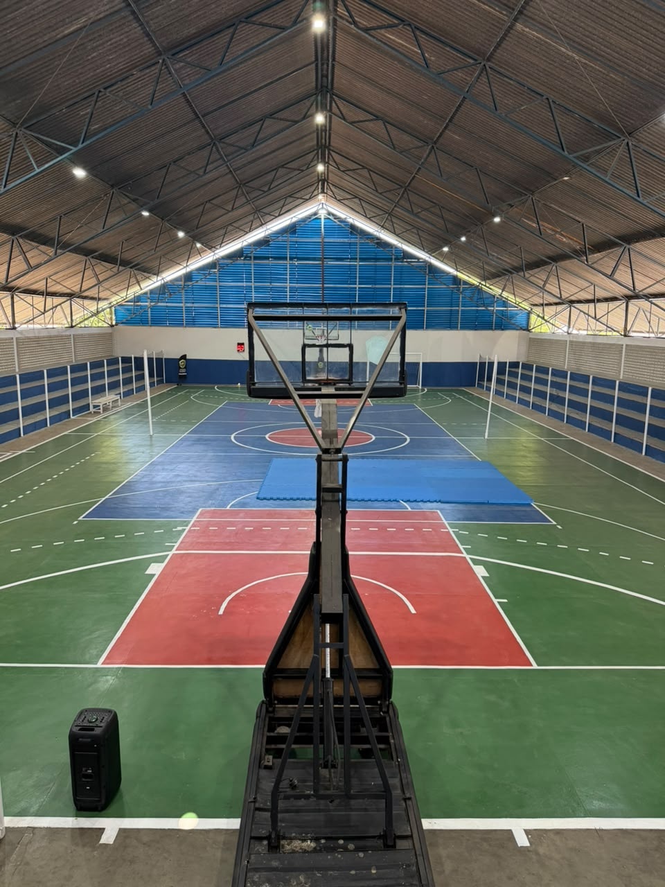 Prefeitura entrega revitalização do Ginásio Poliesportivo Pato Preto