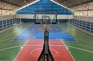 Prefeitura entrega revitalização do Ginásio Poliesportivo Pato Preto