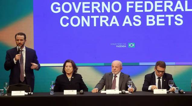Bets passam a ser proibidas no país e apostador receberá saldo; entenda