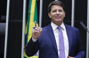 Mario Frias e produtora de Dark Horse são alvos de operação da PF (Foto: Reprodução)