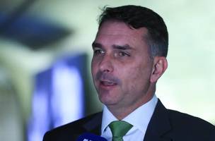 Mendonça incluiu Flávio Bolsonaro como investigado no caso Dark Horse (Foto: Lula Marques/Agência Brasil)