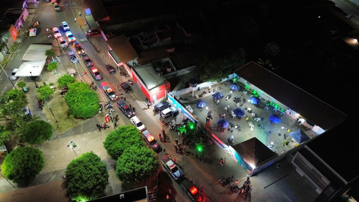 Polícia combate crimes e irregularidades em estabelecimento em Altos, Piauí