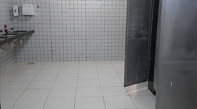 Prefeitura mantém pontos de banheiros públicos ativos no Centro de Teresina
