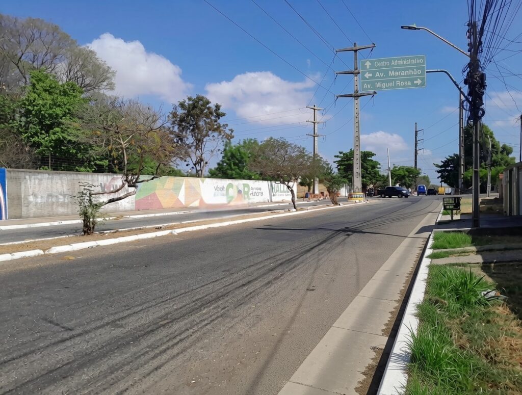 SDU Sul inicia nova etapa de galeria e faz interdição na Av. Pedro Freitas