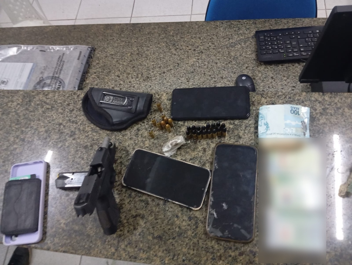 Suspeitos de integrar facções são capturados em carro de App no litoral do Piauí